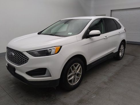 Used 2023 Ford Edge SEL image 2