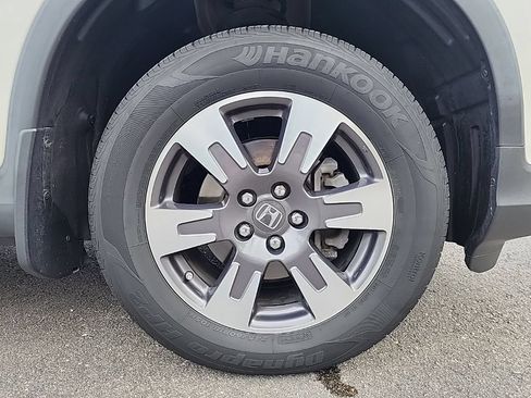 Used 2019 Honda Ridgeline RTL-T image 11
