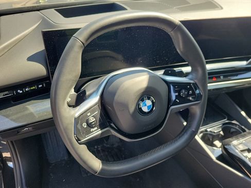 Used 2024 BMW 530i RWD image 4