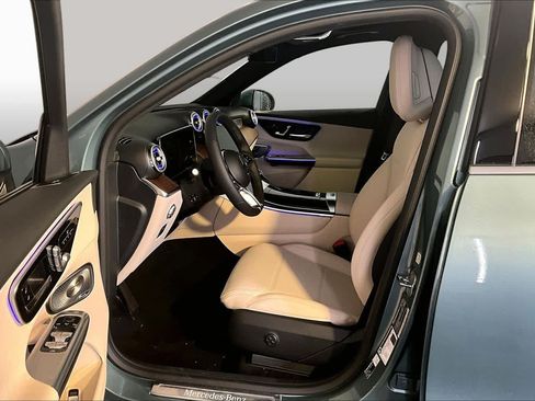 New 2026 Mercedes-Benz GLC 300 4MATIC image 13