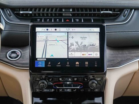 New 2025 Jeep Grand Cherokee L Limited image 14