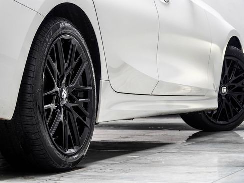 Used 2020 BMW 330i Sedan w/ Convenience Package RWD image 16