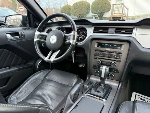 Used 2014 Ford Mustang Premium w/ Comfort Package image 24