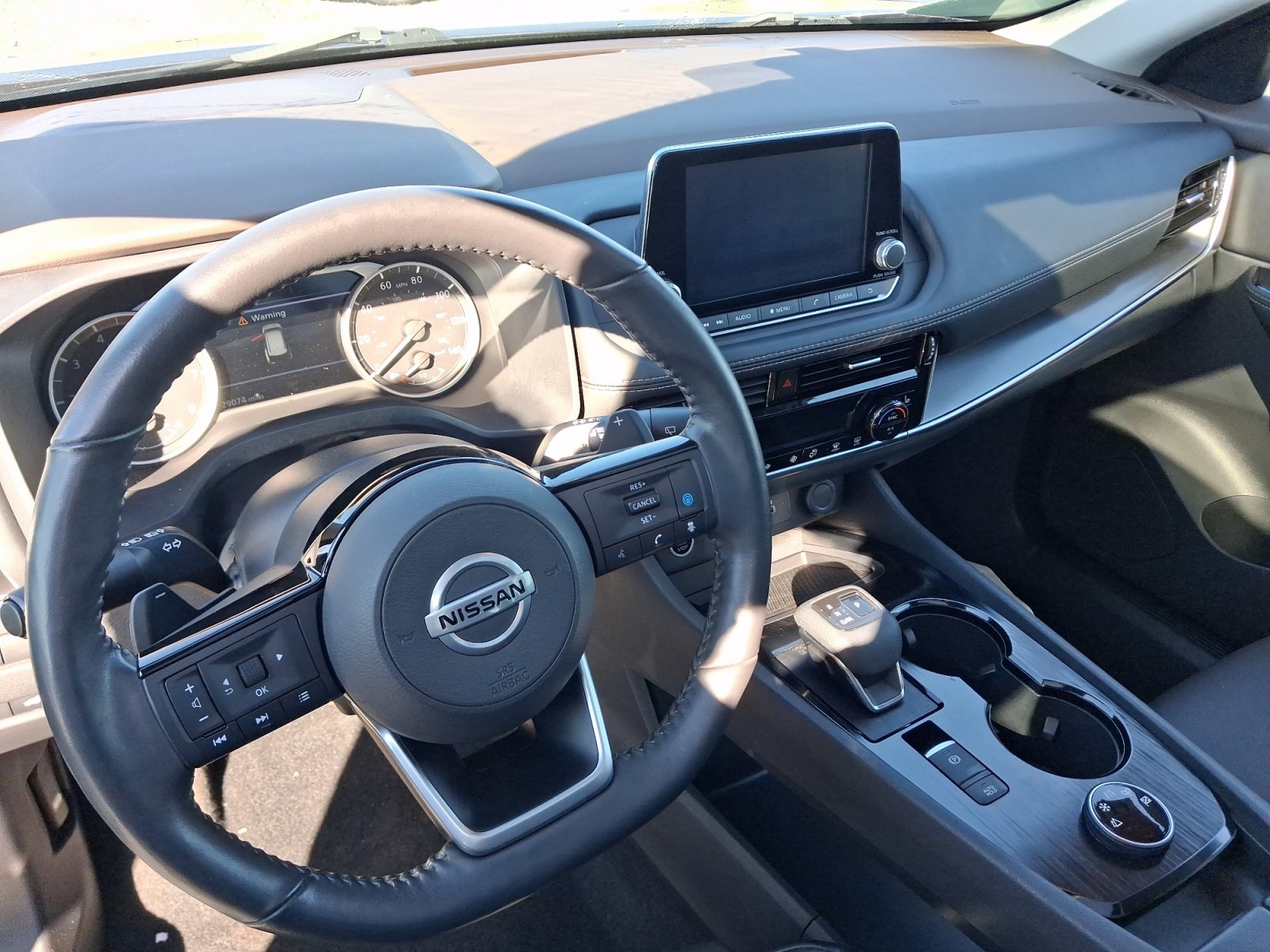 Used 2021 Nissan Rogue SV w/ Premium Package AWD/4WD image 4