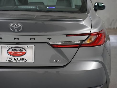 Certified 2025 Toyota Camry SE w/ Convenience Package image 10