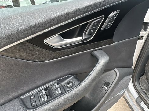 Used 2019 Audi Q7 3.0T Premium Plus w/ Premium Plus Package image 13