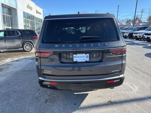 Used 2022 Jeep Wagoneer Series II w/ Premium Group I image 18