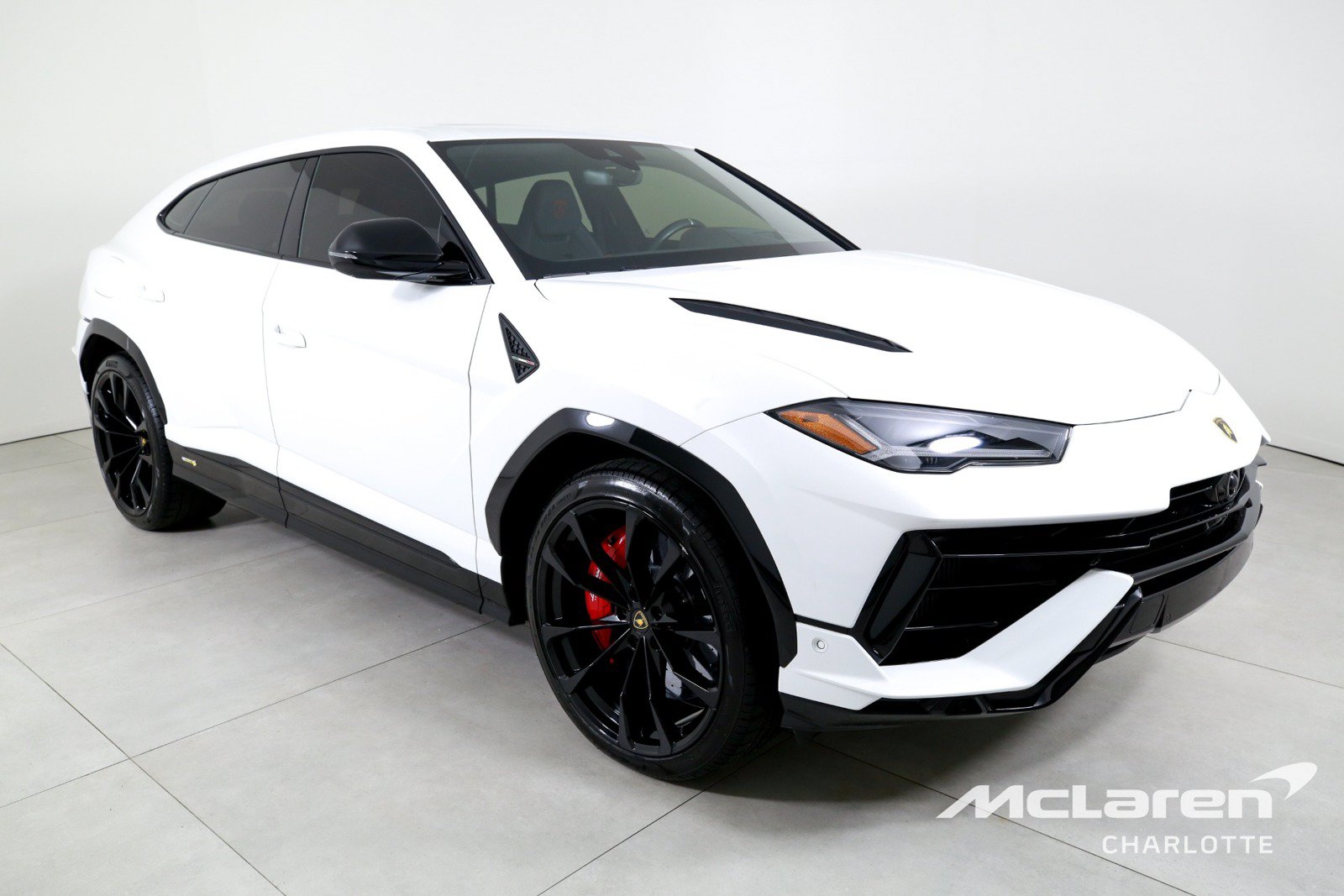 Used 2023 Lamborghini Urus S AWD/4WD image 3