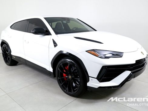 Used 2023 Lamborghini Urus S AWD/4WD image 3