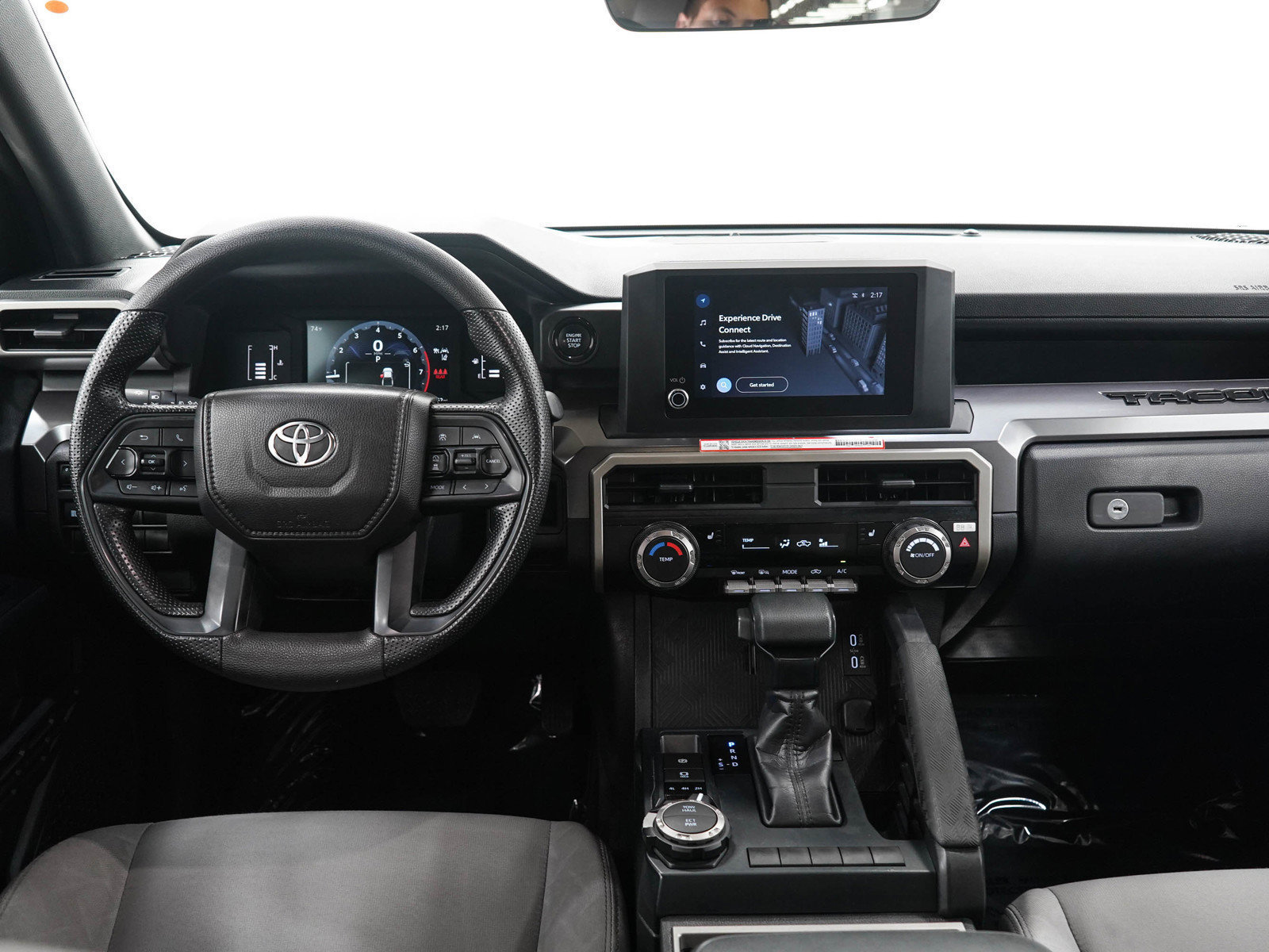 Used 2025 Toyota Tacoma SR5 AWD/4WD image 16
