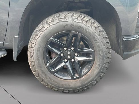 Used 2020 Chevrolet Silverado 1500 LT Trail Boss AWD/4WD image 8