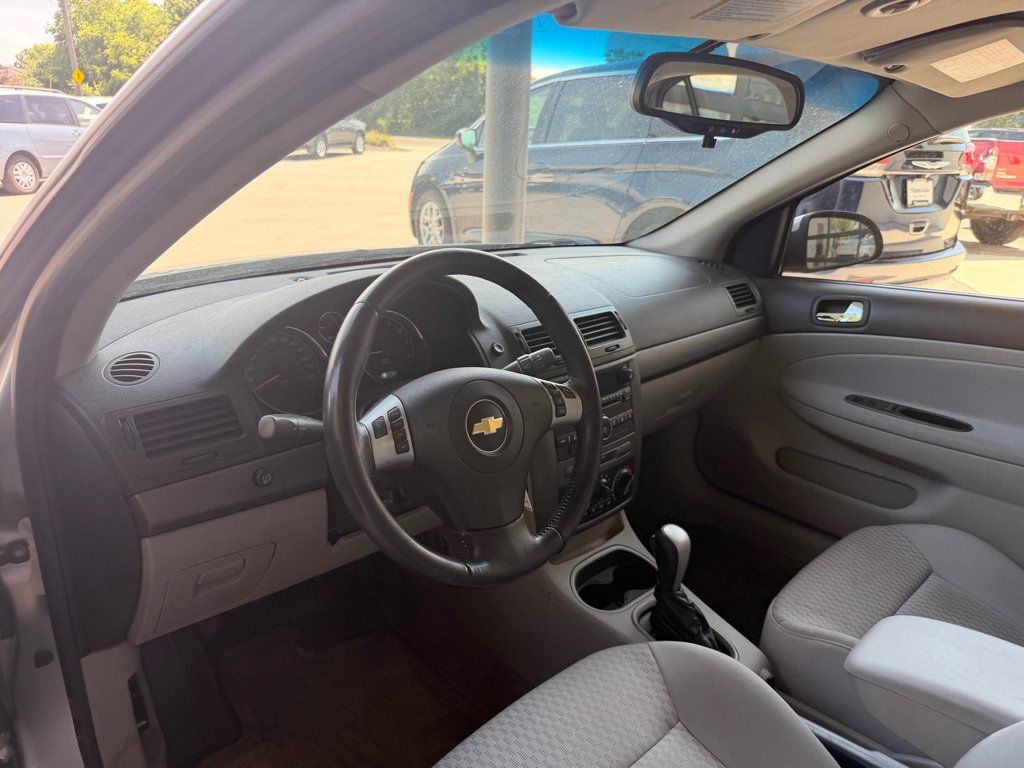 Used 2009 Chevrolet Cobalt LT w/ My Link Package FWD image 9
