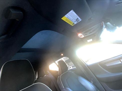 Used 2021 Volvo XC40 T5 R-Design w/ Advanced Package image 13