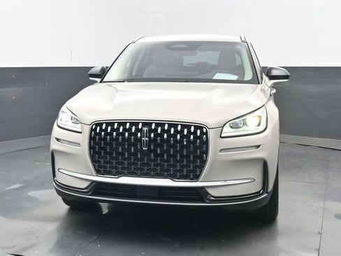 Used 2024 Lincoln Corsair Reserve FWD image 18