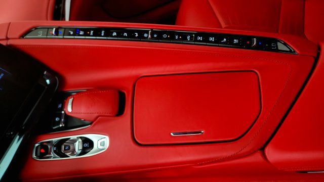 Used 2024 Chevrolet Corvette Stingray Premium Conv RWD image 58