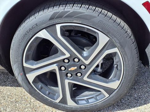 New 2026 Chevrolet Equinox EV LT w/ Convenience Package II image 7