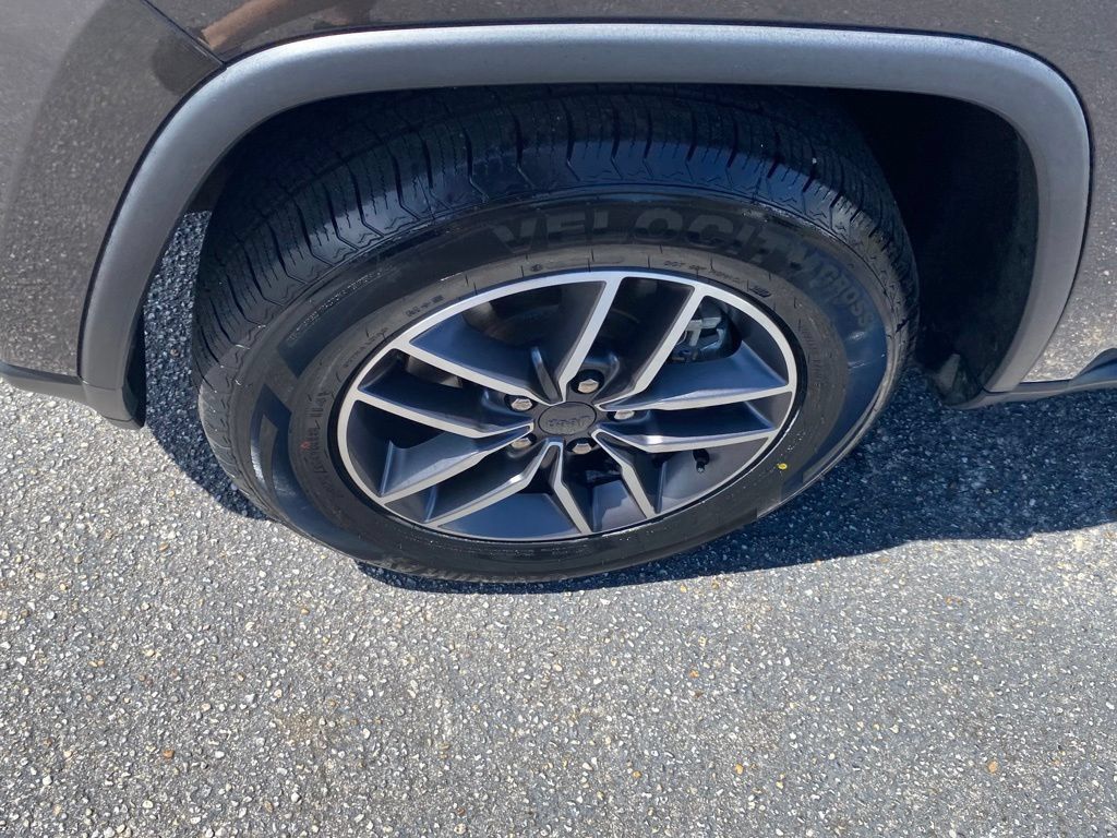 Used 2021 Jeep Grand Cherokee Limited w/ Trailer Tow Group IV AWD/4WD image 19