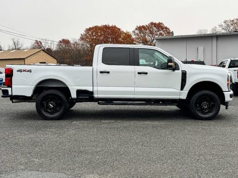 Used 2024 Ford F250 XL w/ STX Appearance Package image 2