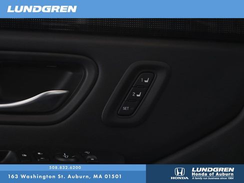 Used 2023 Honda Pilot Elite image 12