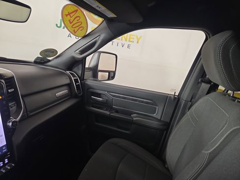 Certified 2024 RAM 2500 Big Horn w/ Night Edition image 25