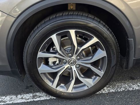 Used 2022 Acura MDX SH-AWD w/ Technology Package image 9