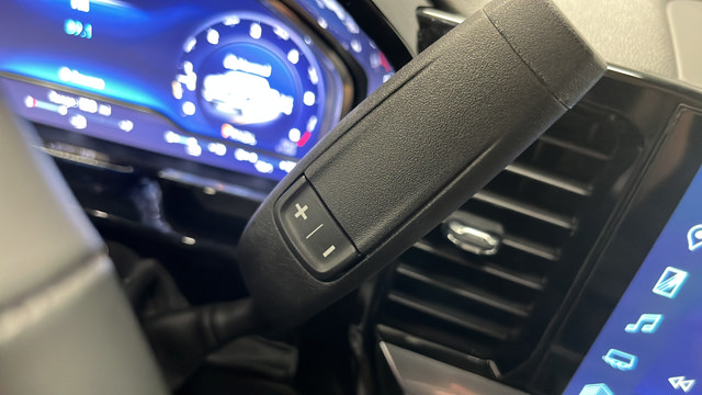 Used 2023 Chevrolet Silverado 1500 RST w/ LPO, Dark Essentials Package AWD/4WD image 18
