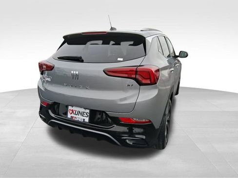 Used 2024 Buick Encore GX Sport Touring image 8