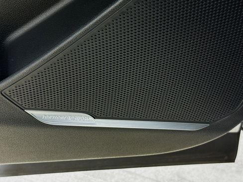 Used 2024 Kia Sportage SX image 22