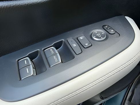 New 2027 Honda HR-V EX-L image 17