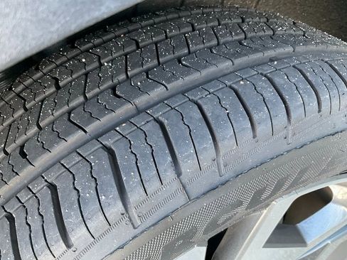 Used 2024 Hyundai Palisade Limited image 12