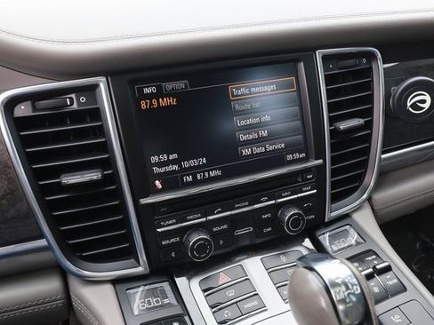 Used 2012 Porsche Panamera Turbo image 8