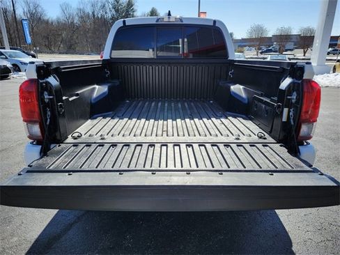 Used 2023 Toyota Tacoma SR image 15