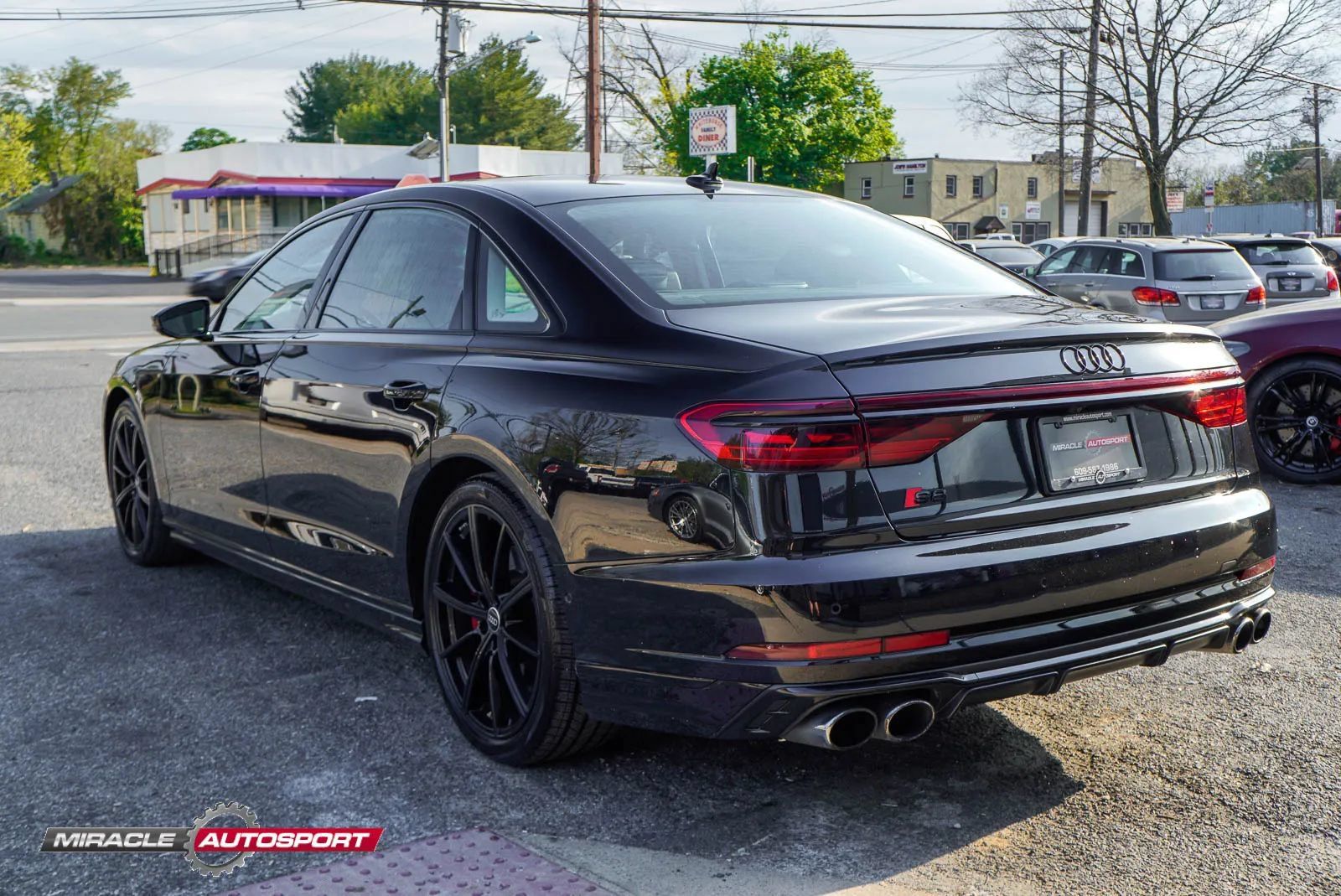 Used 2022 Audi S8 w/ S8 Executive Package AWD/4WD image 5