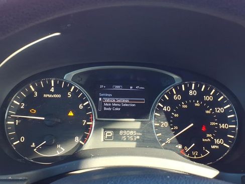 Used 2015 Nissan Pathfinder S image 21