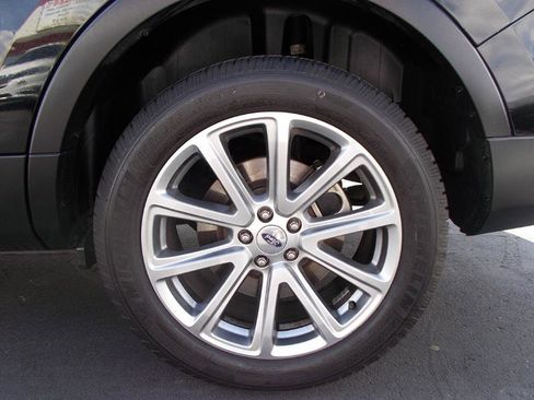 Used 2017 Ford Explorer Limited image 16