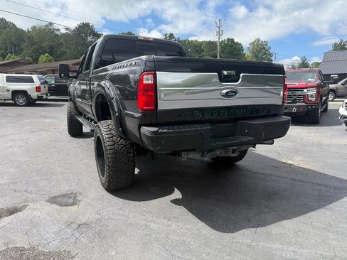 Used 2015 Ford F250 Platinum w/ FX4 Off-Road Package image 21