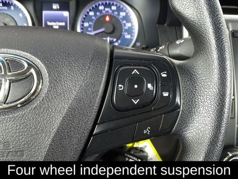 Used 2017 Toyota Camry LE image 10