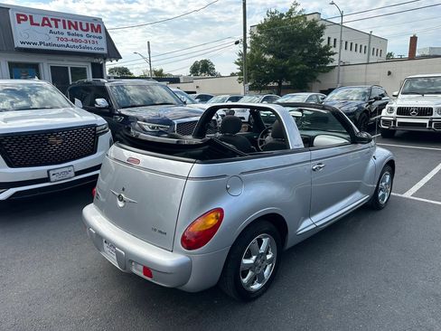 Used 2005 Chrysler PT Cruiser Touring FWD image 5