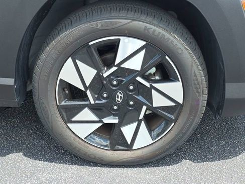 Certified 2025 Hyundai Kona SEL FWD image 24