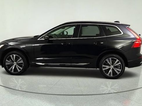 Certified 2023 Volvo XC60 T8 Plus AWD/4WD image 4
