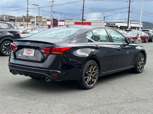 New 2025 Nissan Altima 2.5 SR image 5