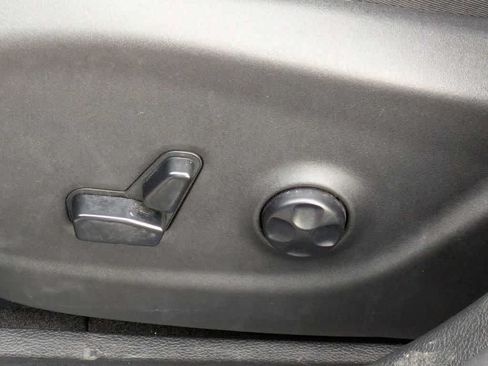 Certified 2021 Jeep Cherokee Limited AWD/4WD image 15