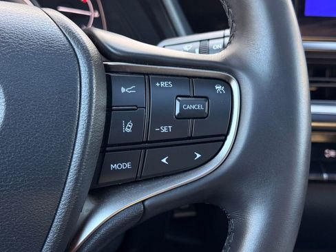 Certified 2024 Lexus UX 250h FWD image 26