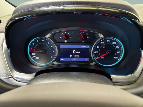 Used 2020 Chevrolet Traverse LT w/ Driver Confidence II Package image 19