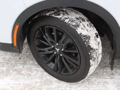 Used 2023 Mitsubishi Eclipse Cross Ralliart image 16