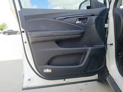Used 2017 Honda Ridgeline RTL-E image 20