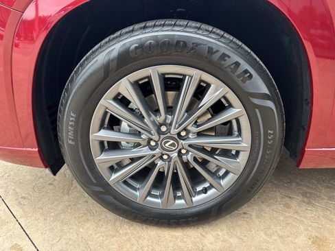 New 2026 Lexus TX 350 FWD image 10