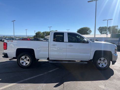 Used 2018 Chevrolet Silverado 1500 LT w/ Trailering Package AWD/4WD image 8