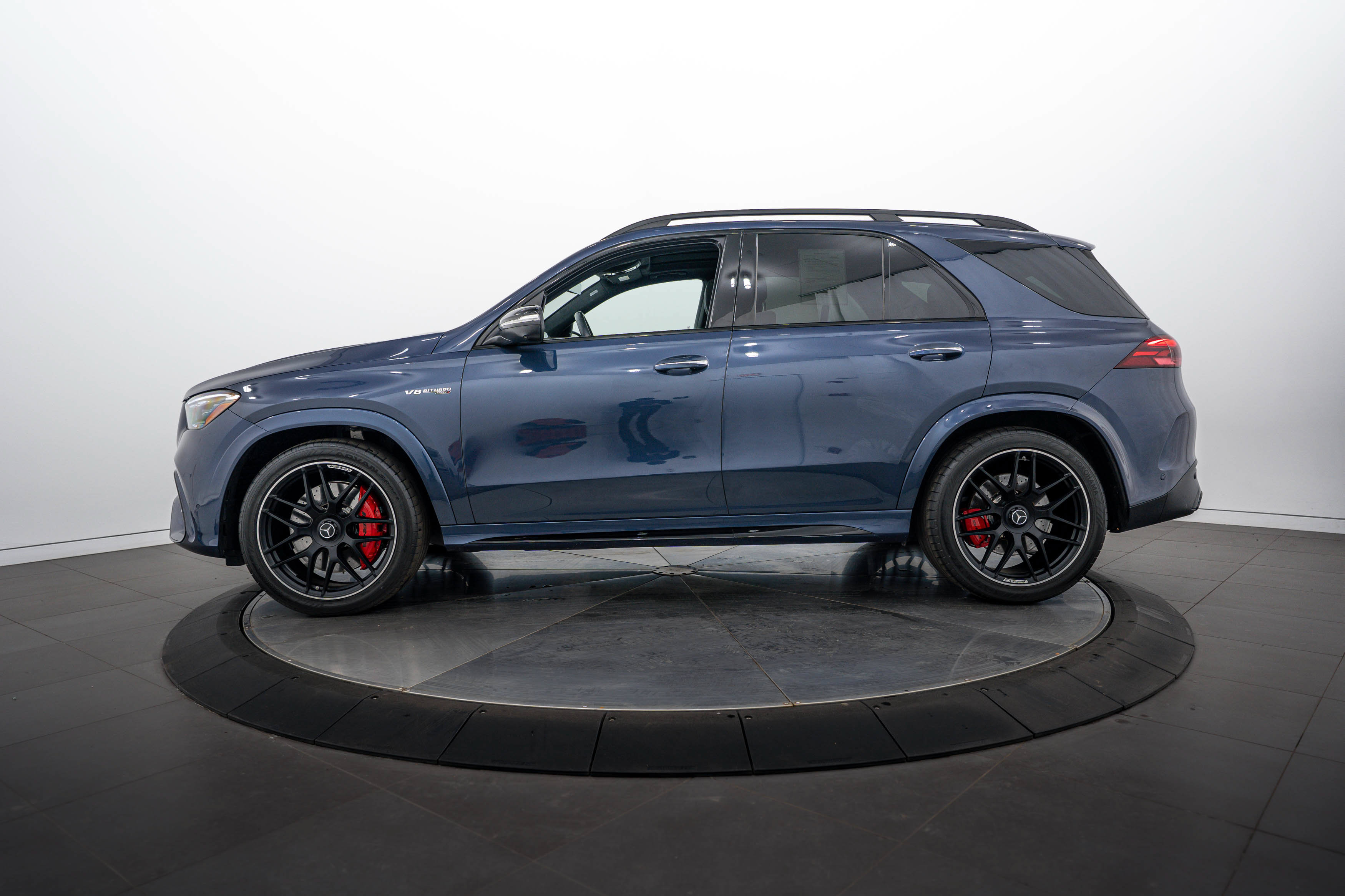 Used 2024 Mercedes-Benz GLE 63 AMG S image 2