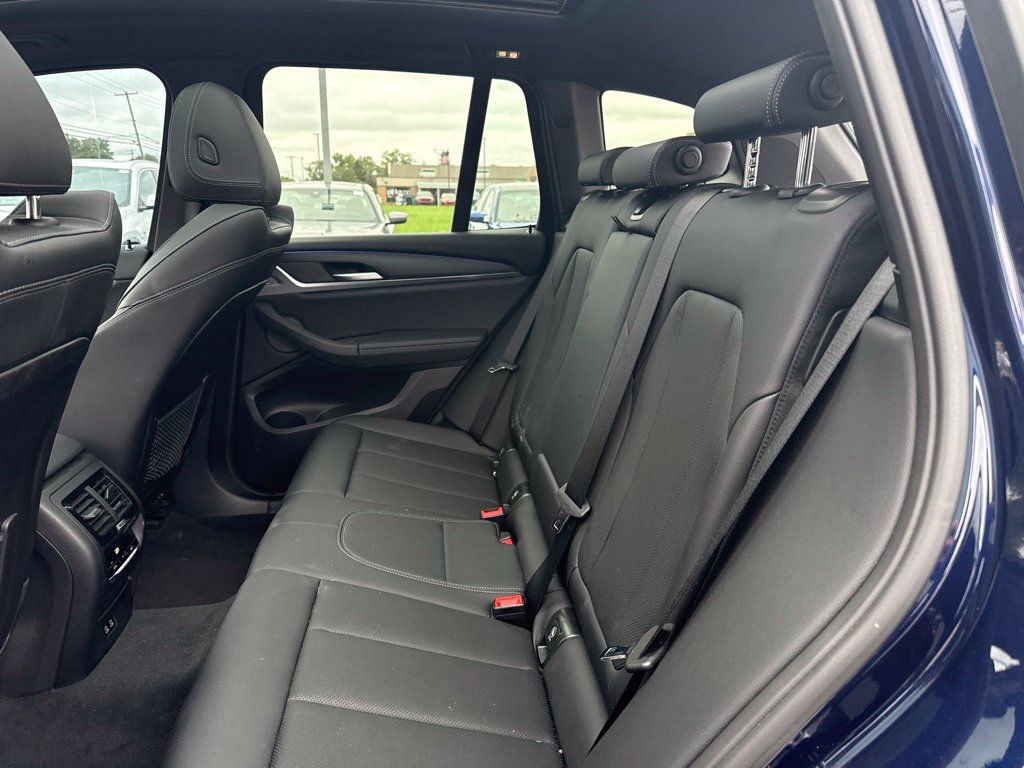 Certified 2023 BMW X3 xDrive30i w/ M Sport Package AWD/4WD image 21